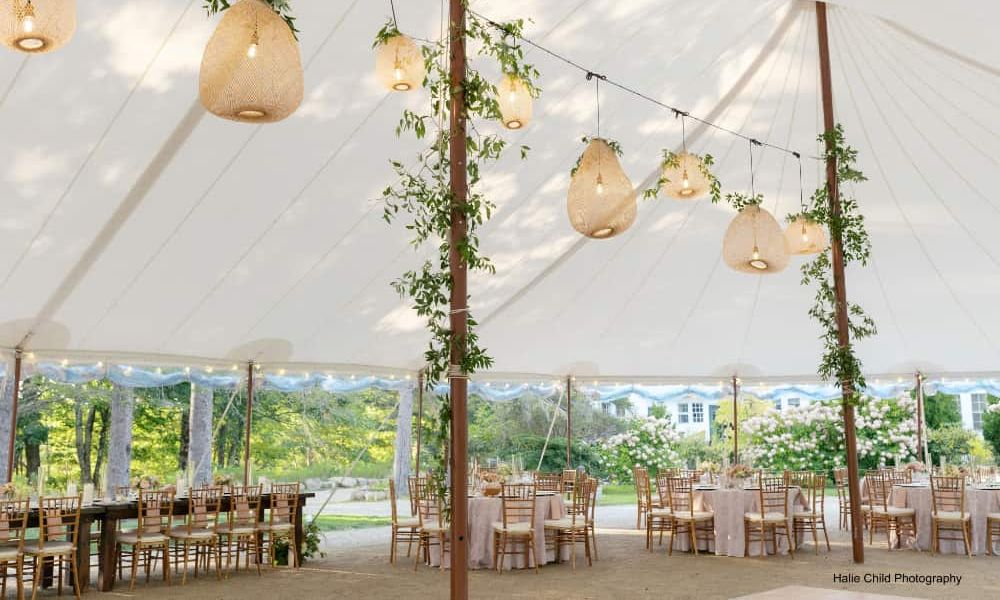 Lantern lighting wedding
